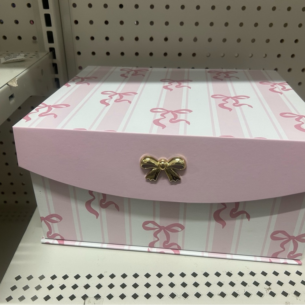 Viral Dollar General Pink and White Bow Storage Box